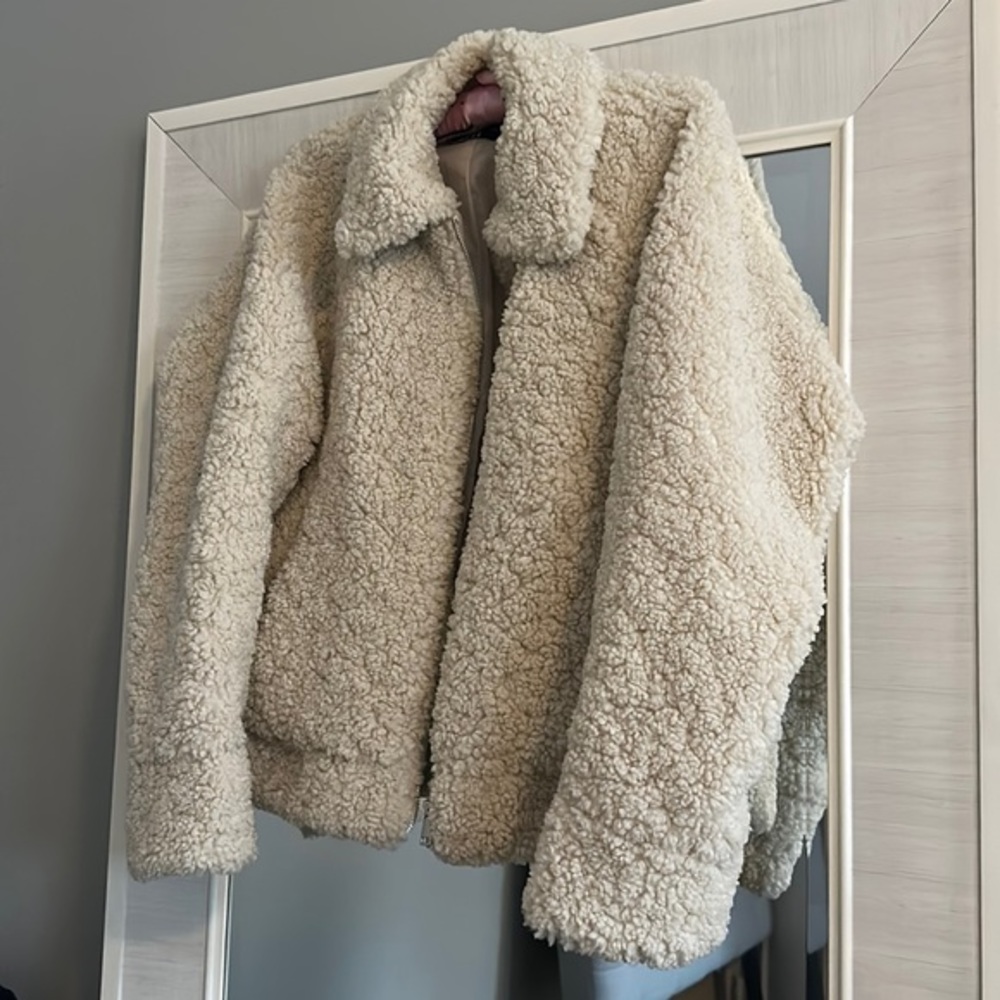 Shearling Collared Zip Jacket